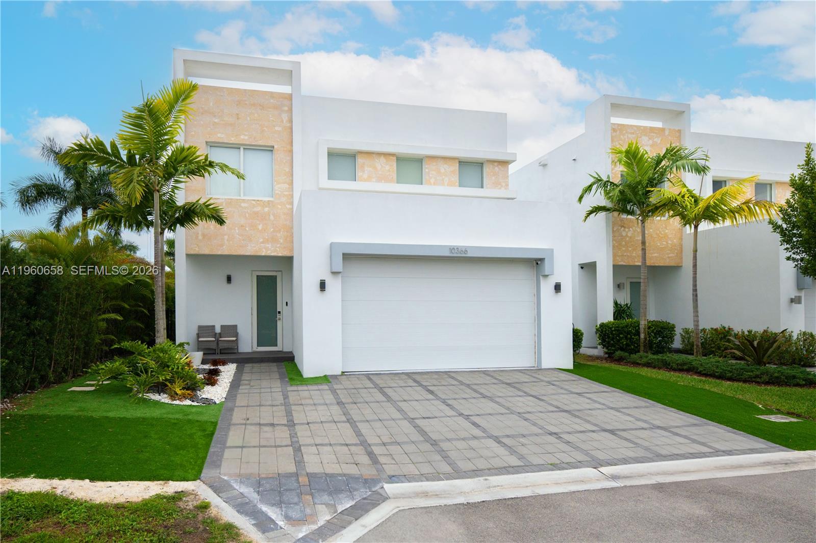 DORAL PALMS SOUTH - Residential
