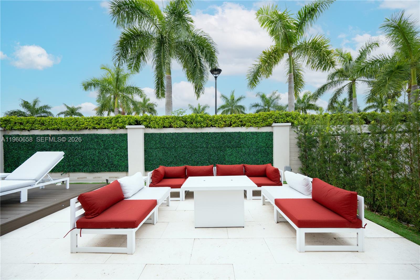 DORAL PALMS SOUTH - Residential