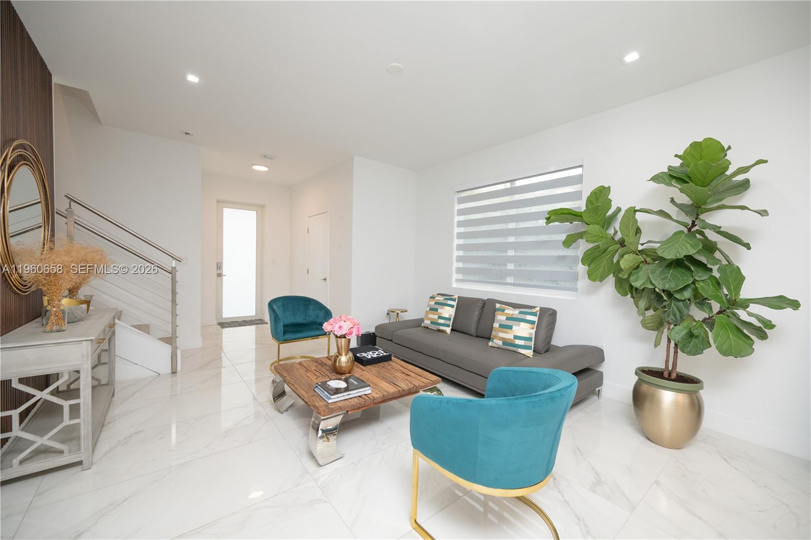 DORAL PALMS SOUTH - Residential