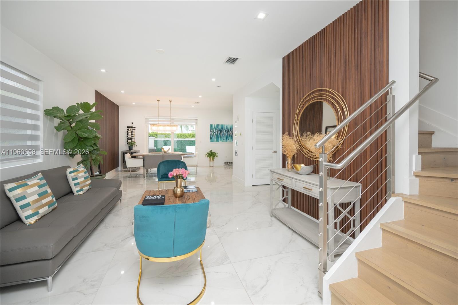 DORAL PALMS SOUTH - Residential