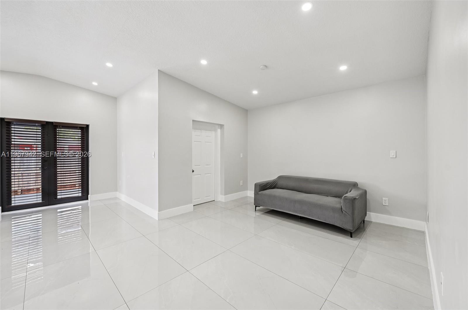 LIME GROVE ESTATES SEC 3 - Residential