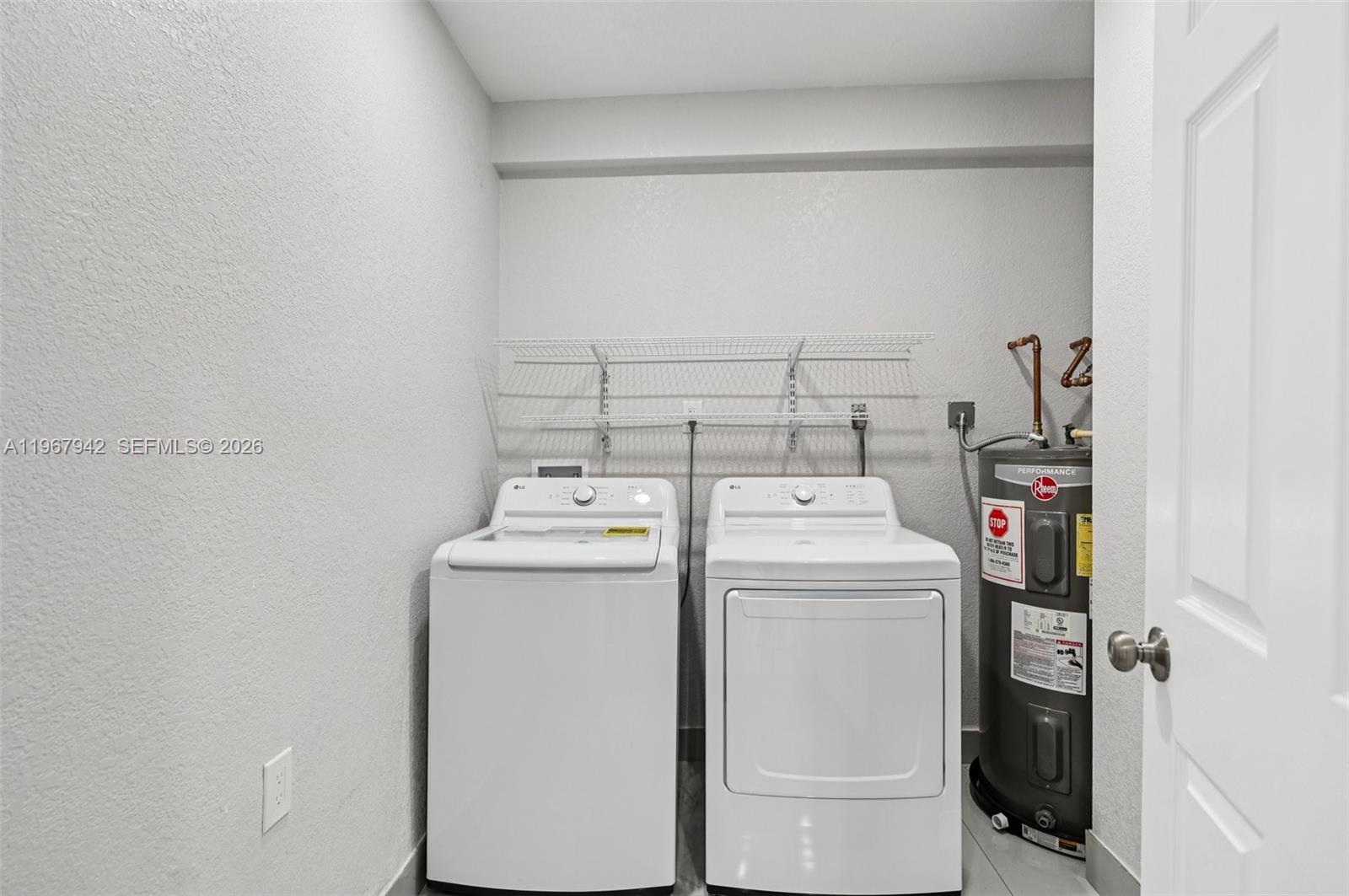 LIME GROVE ESTATES SEC 3 - Residential