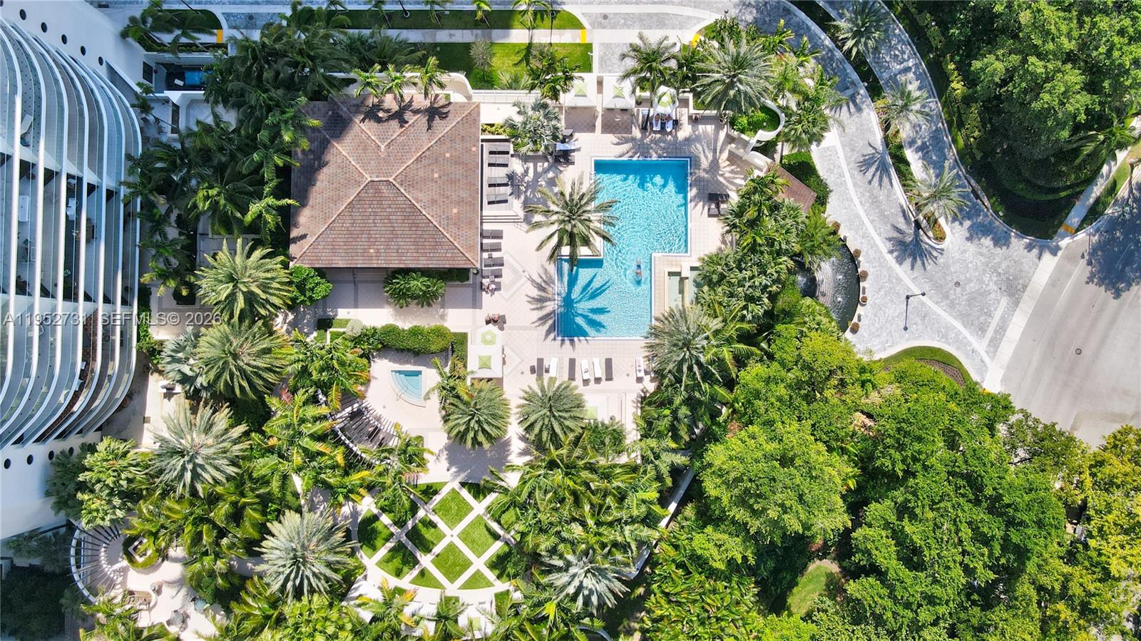 2800 ISL BLVD WILLIAMS IS - Residential