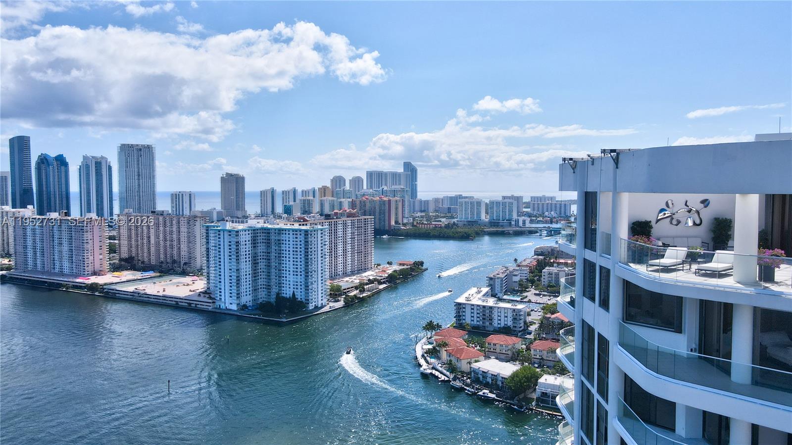 2800 ISL BLVD WILLIAMS IS - Residential