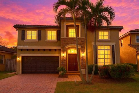 22466 SW 94th Pl Cutler Bay FL 33190