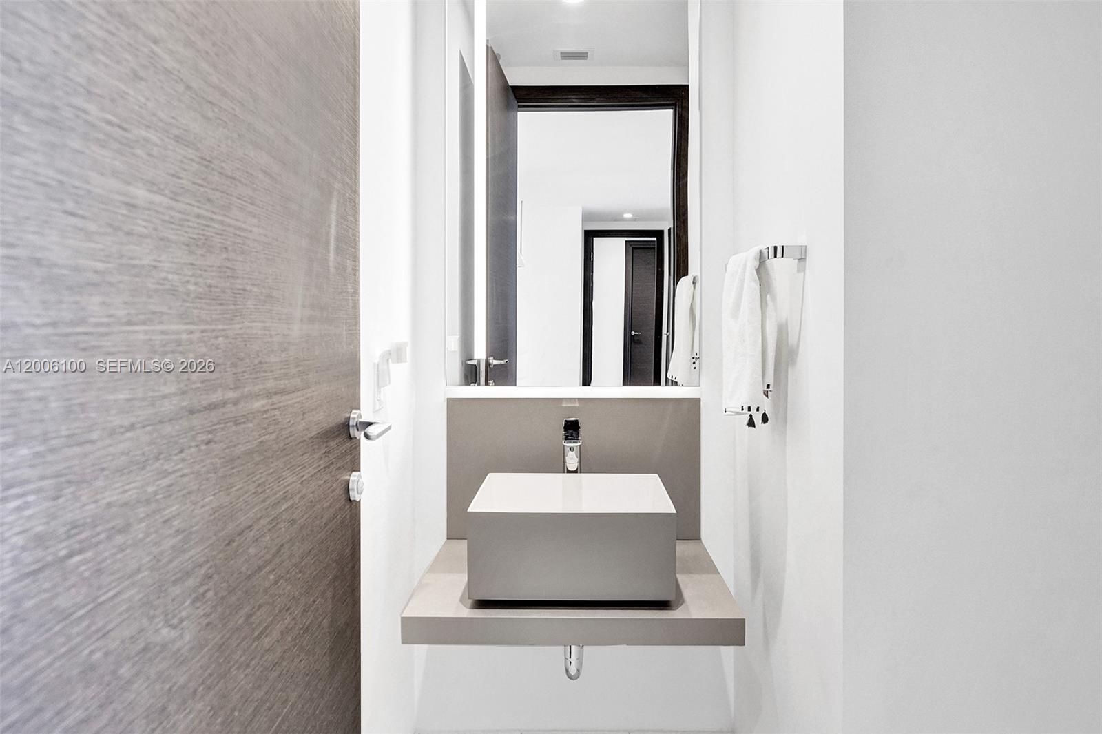 BRICKELL FLATIRON CONDO - Residential Lease