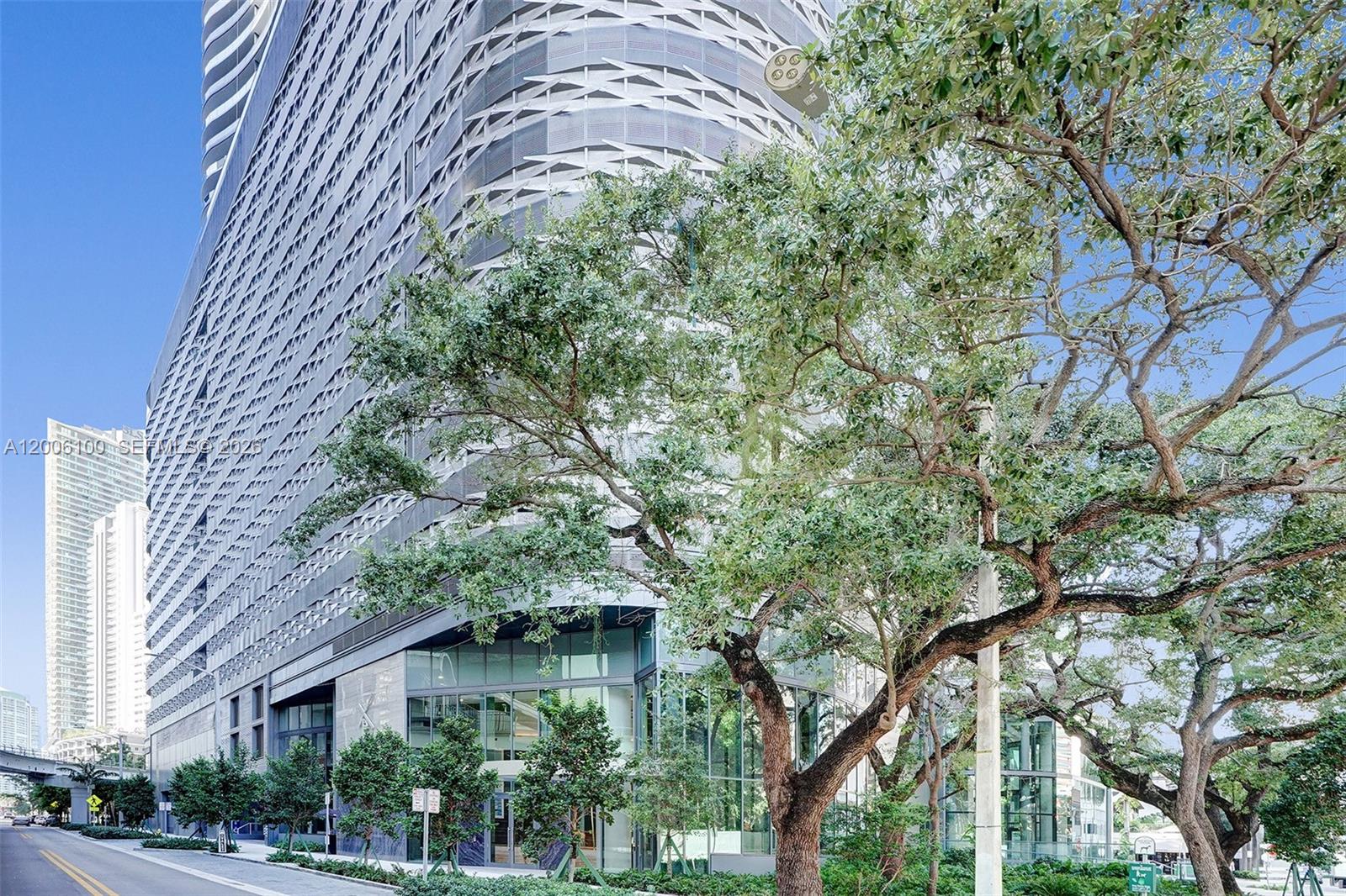 BRICKELL FLATIRON CONDO - Residential Lease
