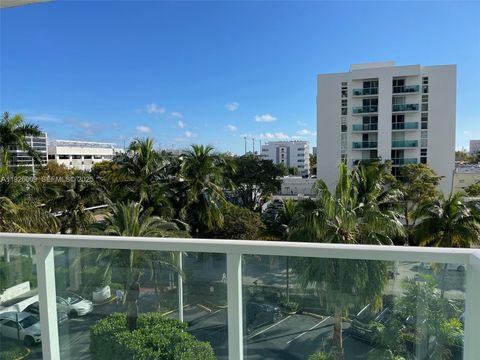 Photo of 1000 West Ave #409, Miami Beach, FL 33139 (MLS # A11926609)