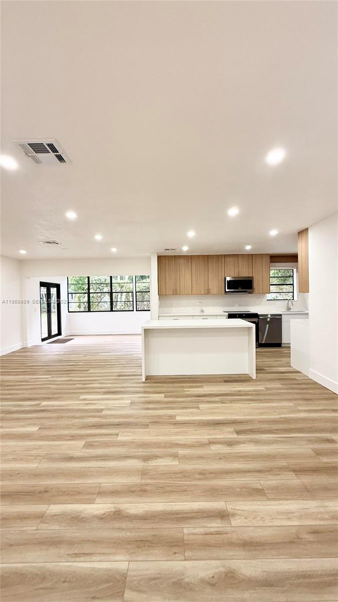 IVES ESTATES SEC 1 - Residential