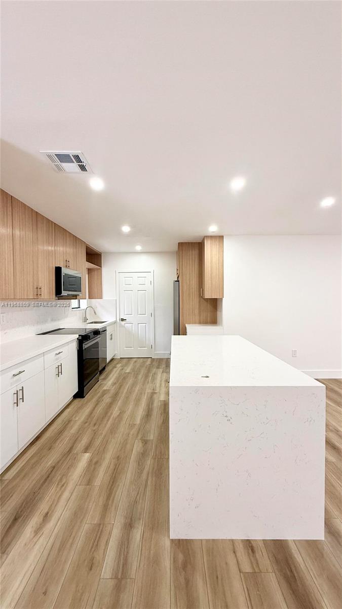 IVES ESTATES SEC 1 - Residential