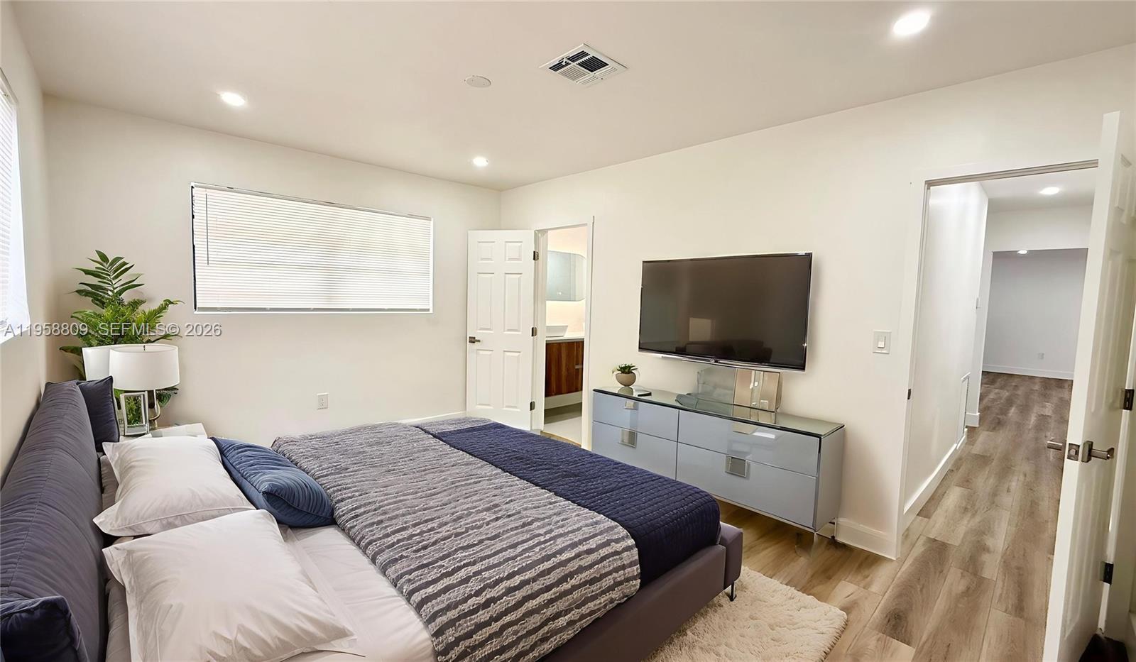 IVES ESTATES SEC 1 - Residential