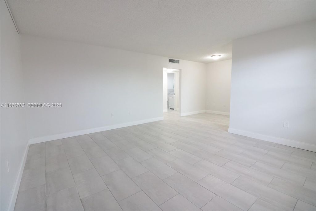 Photo of 400 NE 1st St #207, Hallandale Beach, FL 33009 (MLS # A11973782)