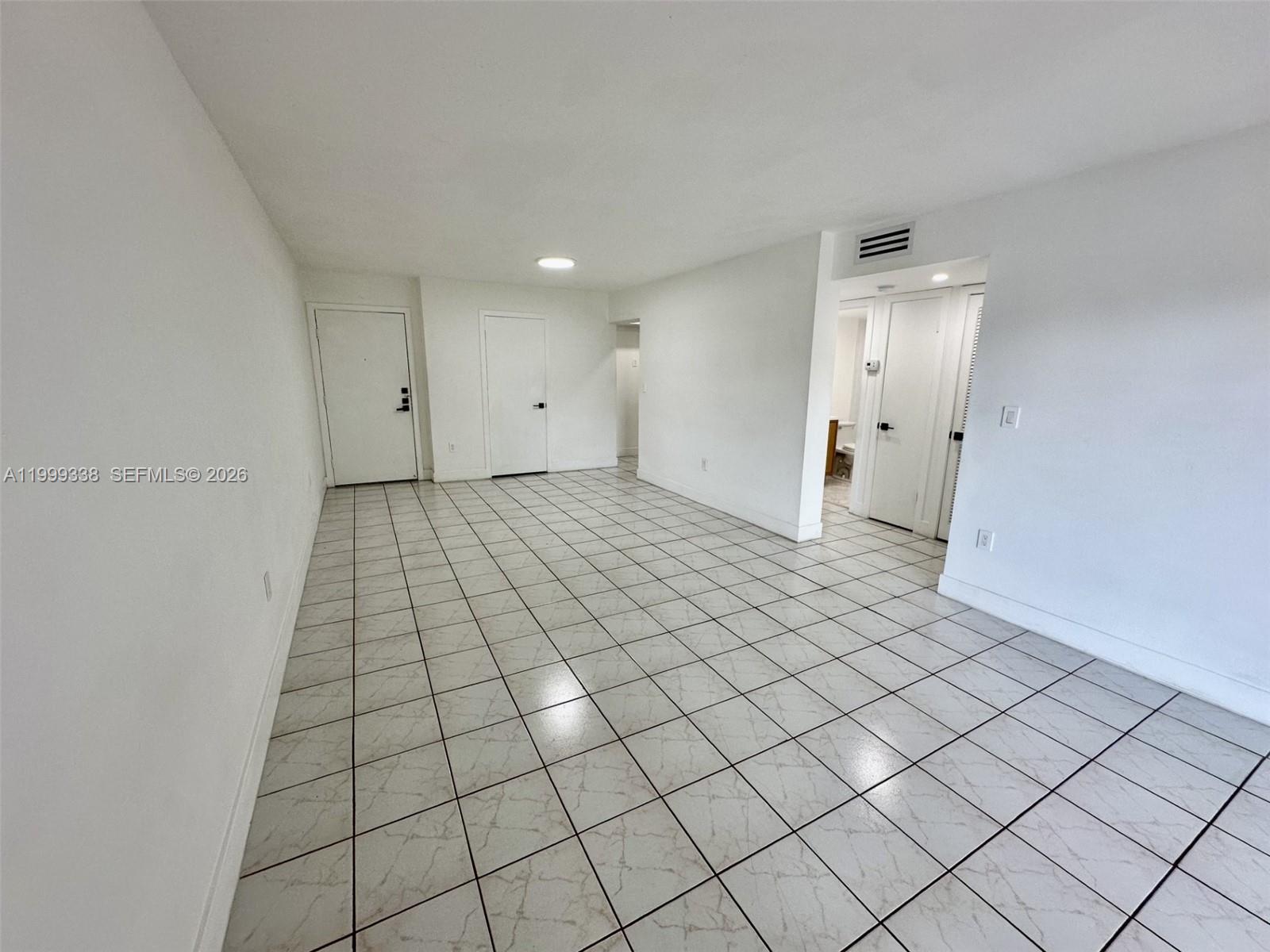 FERNWOODS CONDO NO 3 - Residential Lease