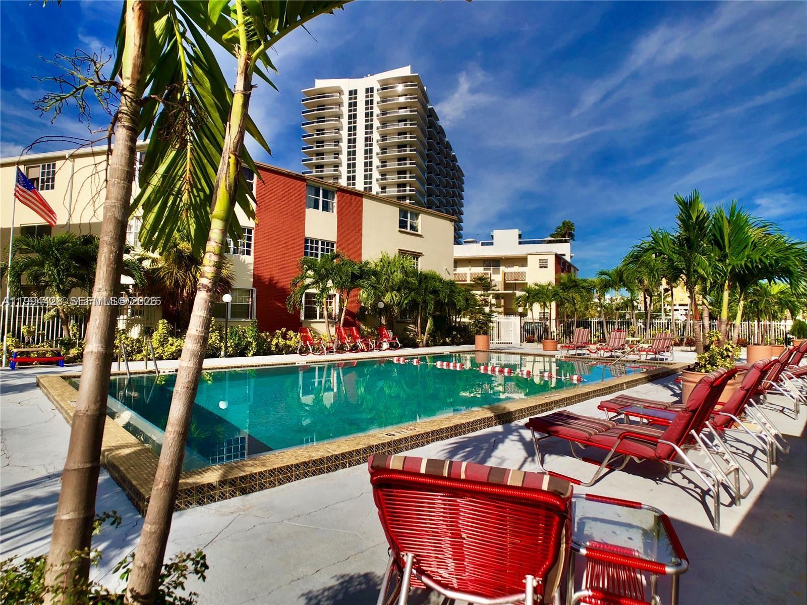 NO BAY WHITE HOUSE NO 2 C - Residential Lease