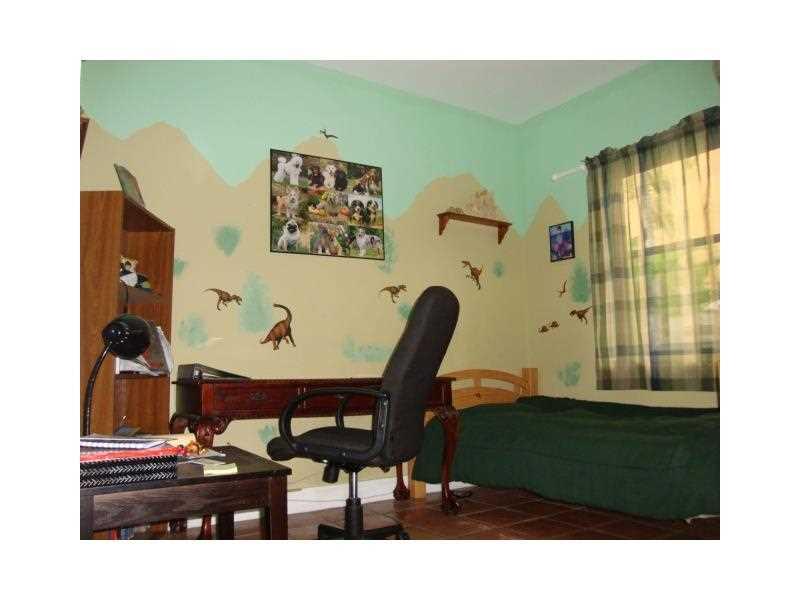 RAINBOWS END - Residential