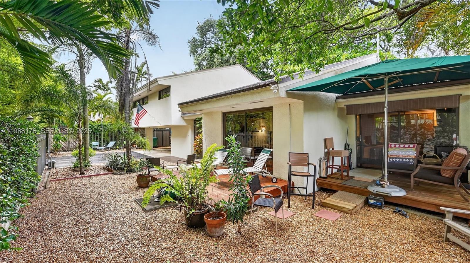 JOSEPH MNR - Residential