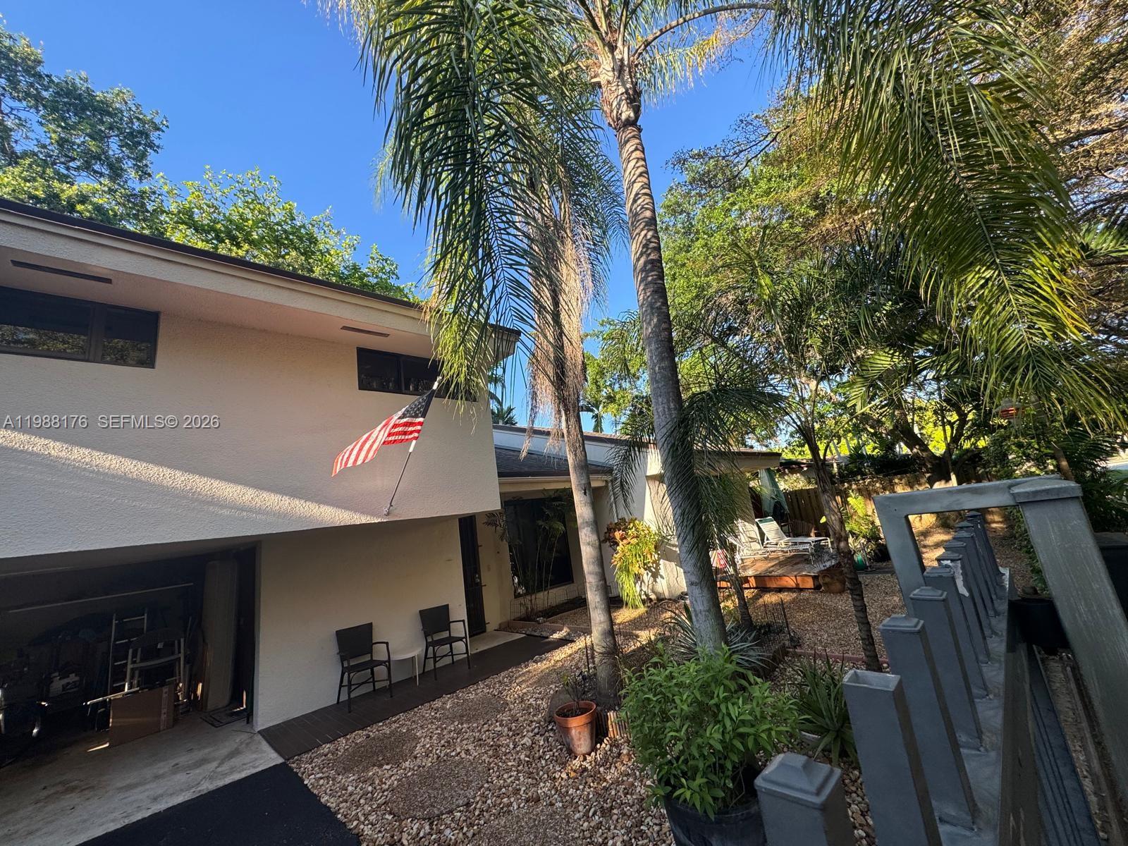 JOSEPH MNR - Residential