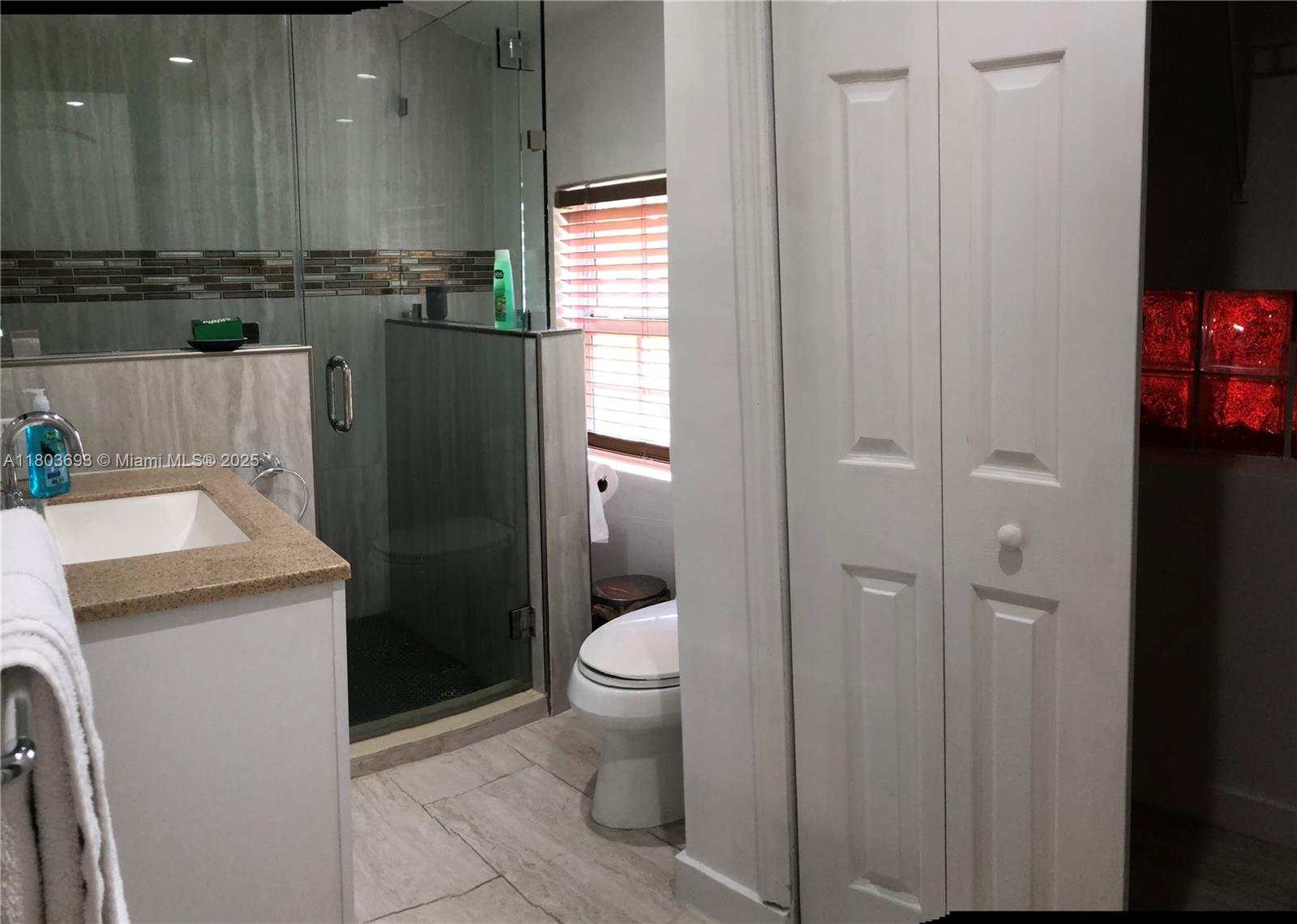 625 East Dr 625