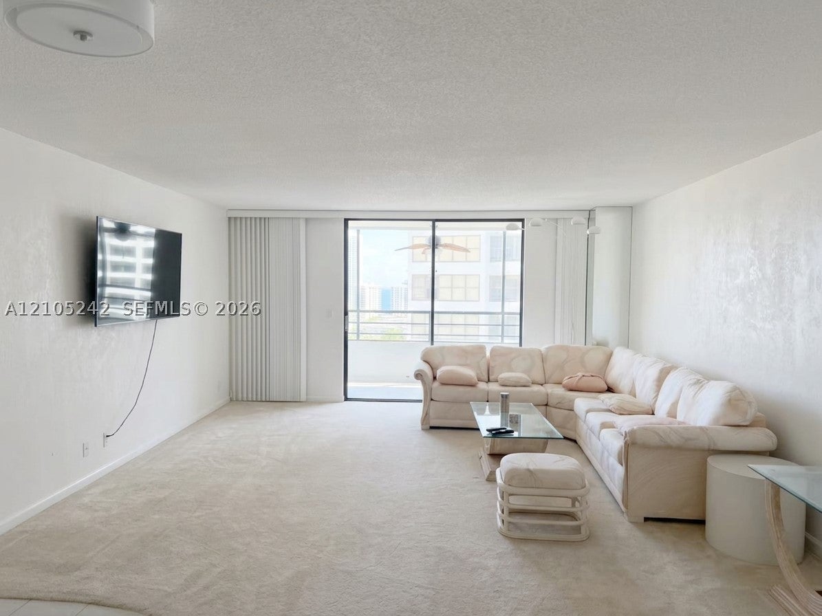 600 Three Islands Blvd 1722