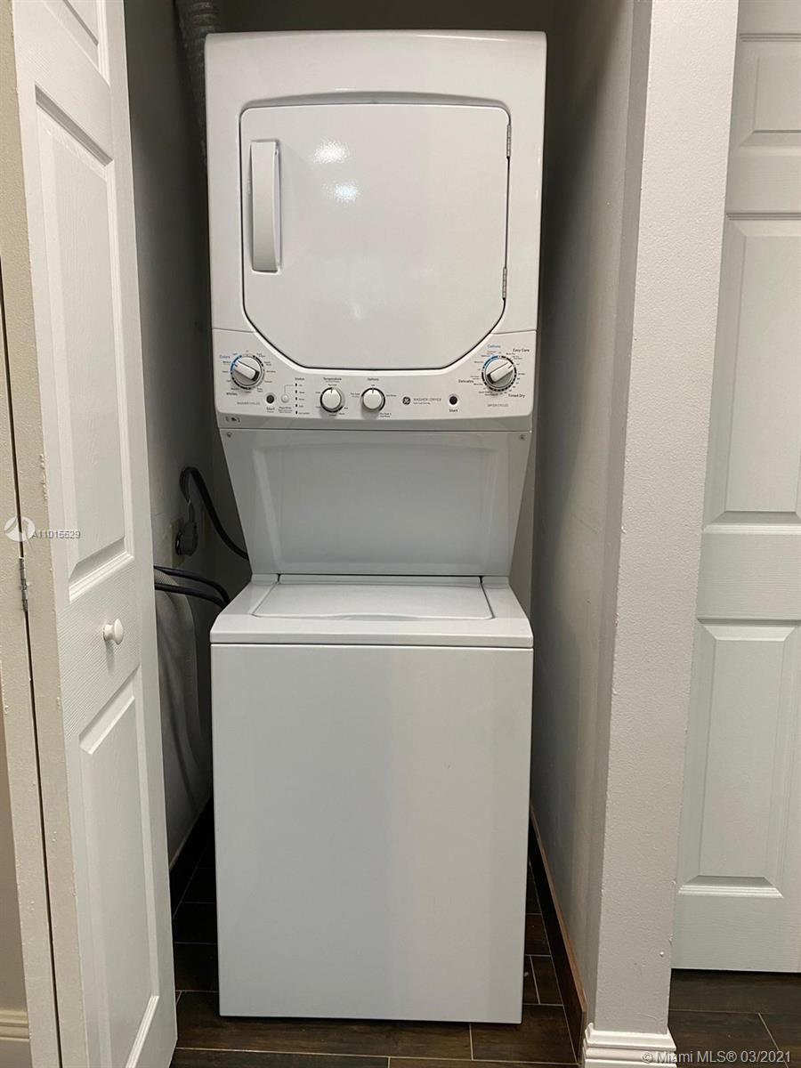 ROCK CREEK PH TWO - Residential