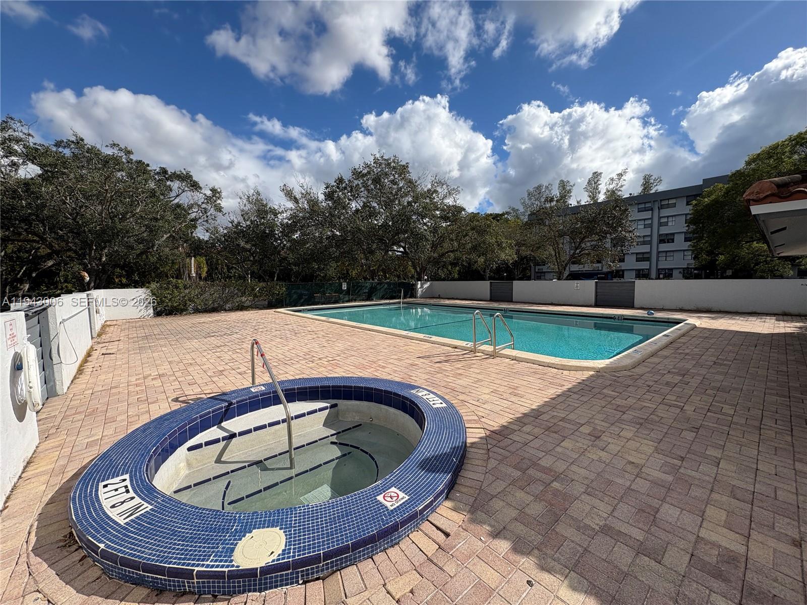 CORAL SPRINGS TOWER CLUB - Residential
