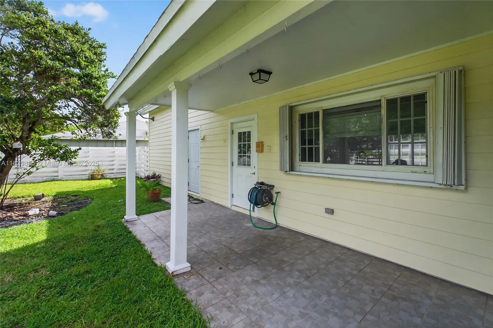 Miami, Florida 33196, United States, 4 Bedrooms Bedrooms, ,2 BathroomsBathrooms,Residential,Active,159356