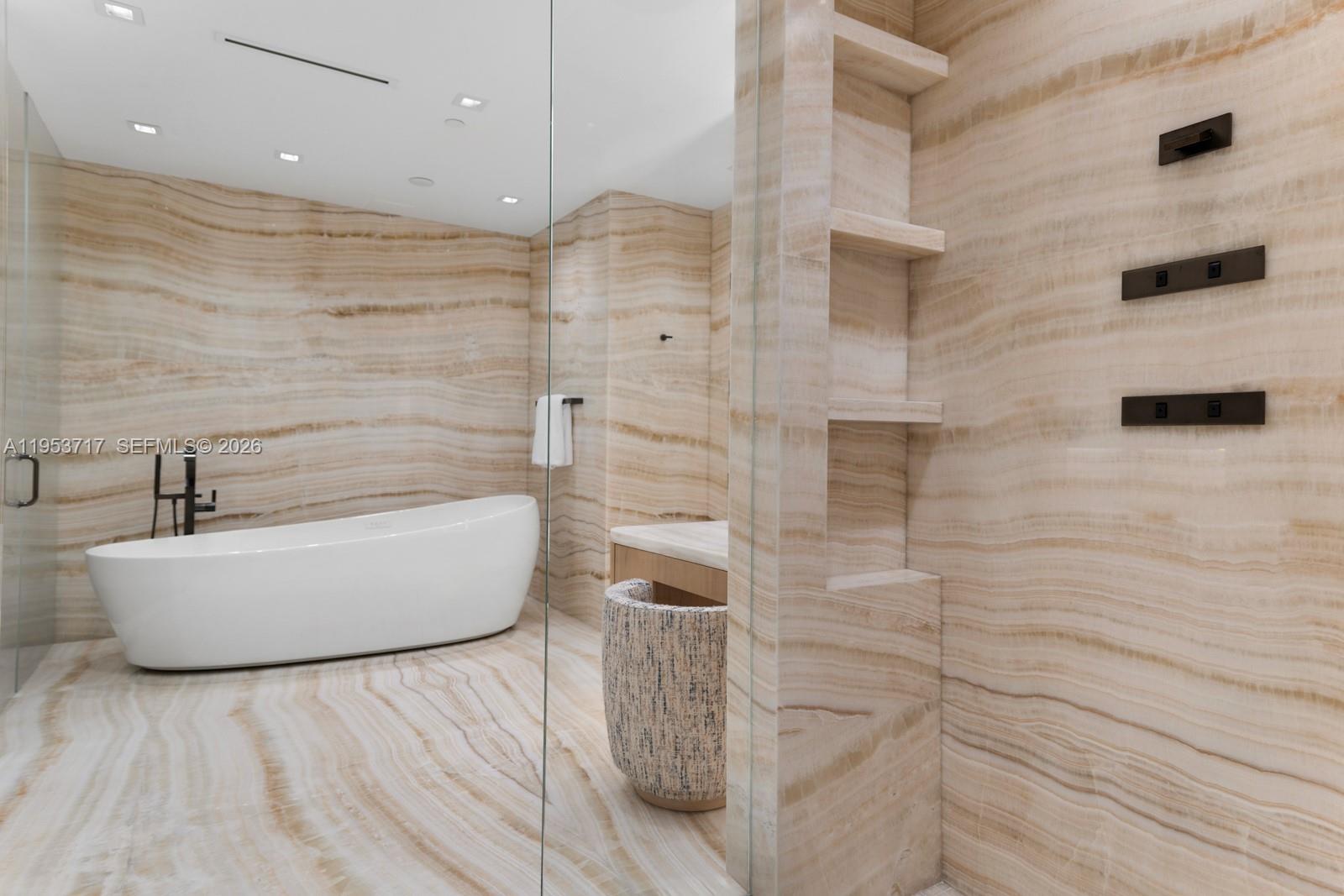 NORTH BISCAYNE BEACH AMEN - Residential