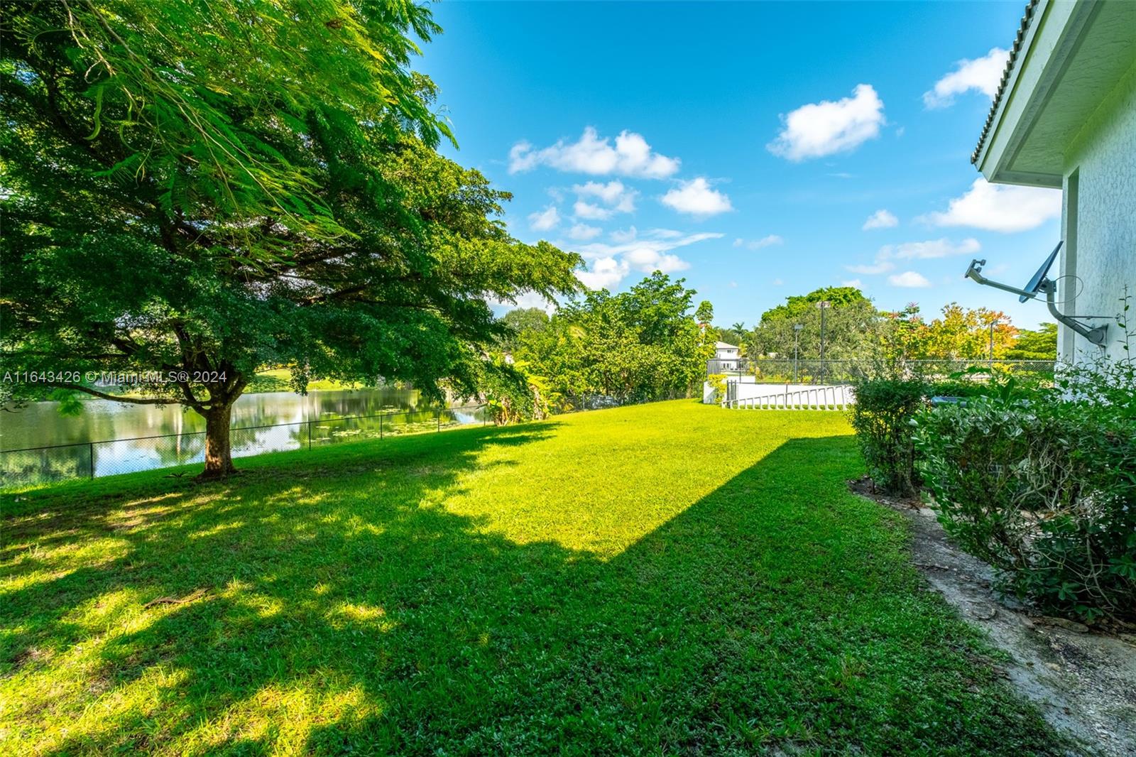 RUNNING BROOK HILLS - Residential