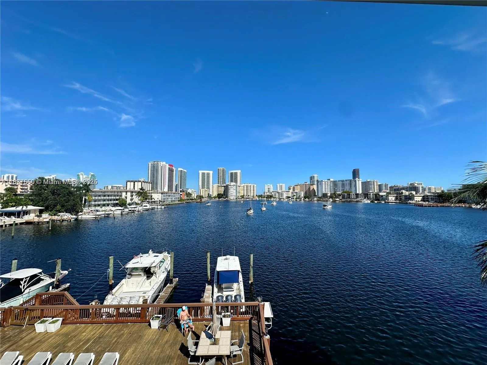 Hallandale Beach, Florida 33009, United States, 2 Bedrooms Bedrooms, ,2 BathroomsBathrooms,Residential,Active,168199