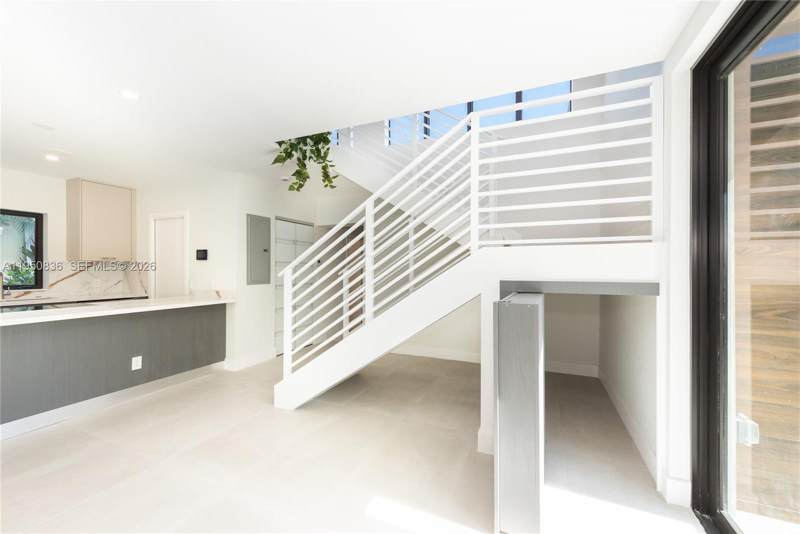 BRICKELL HAMMOCK UN 1 - Residential