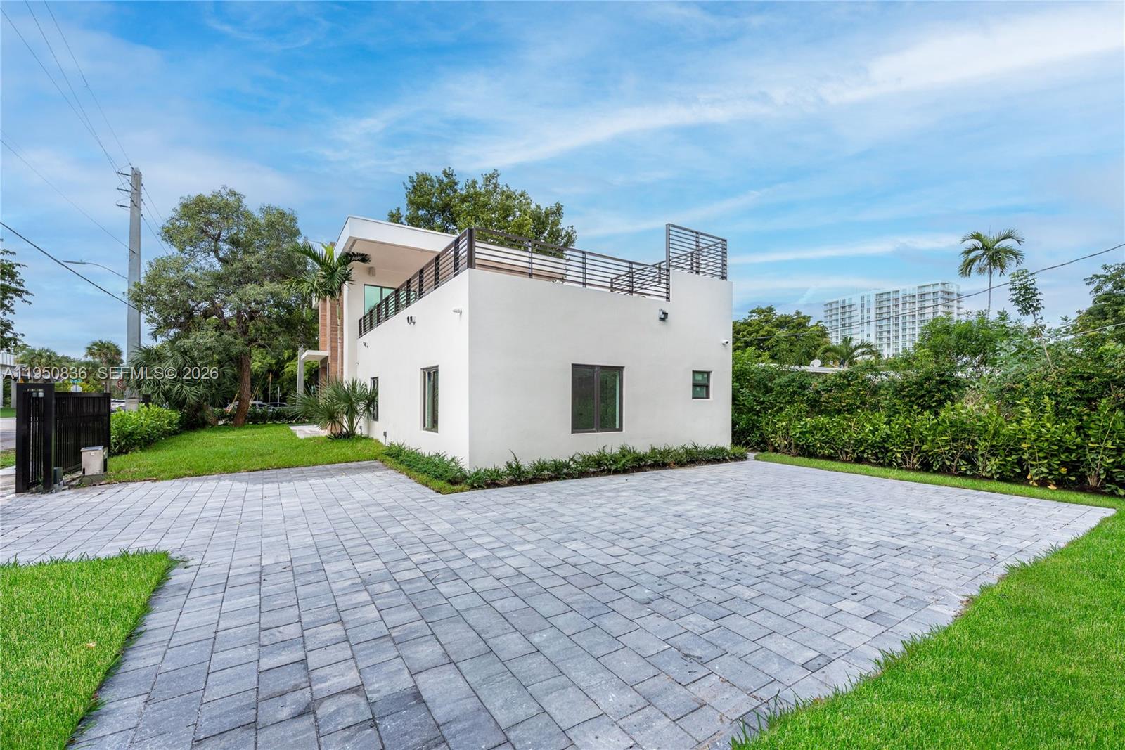 BRICKELL HAMMOCK UN 1 - Residential