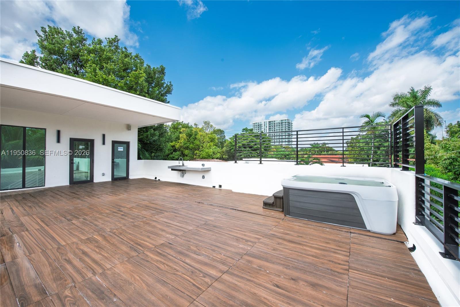 BRICKELL HAMMOCK UN 1 - Residential