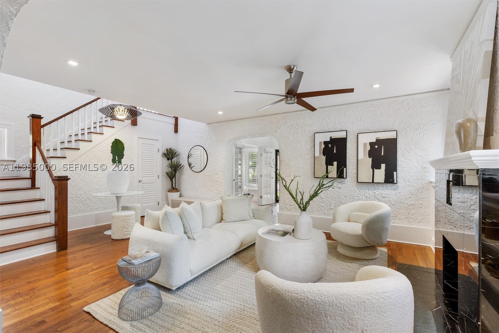 1147 Sorolla Ave