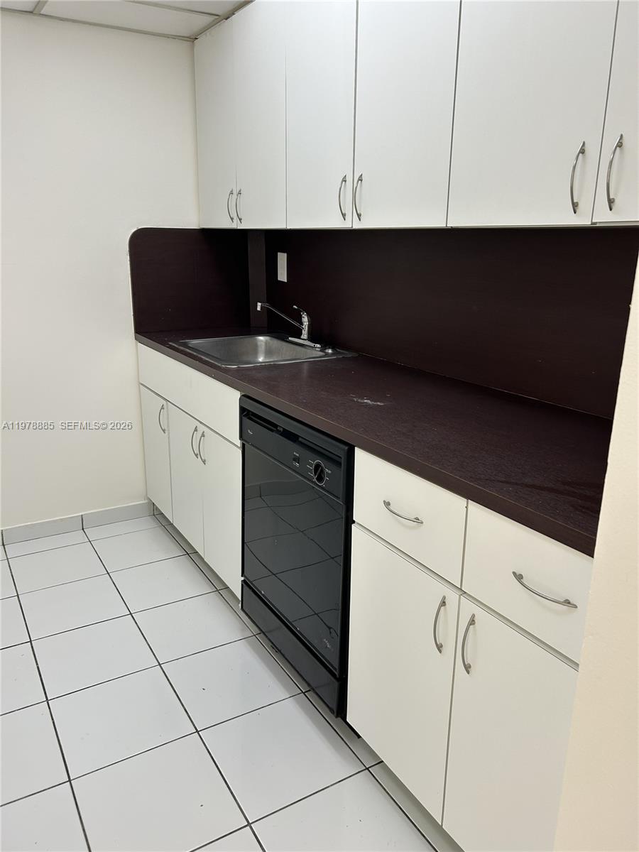 BAYVIEW GARDENS CONDO - Residential