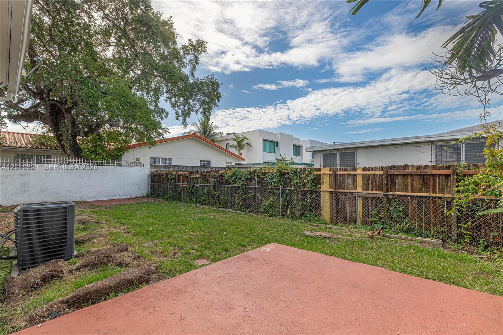 SOUTH BAY ESTATES - Residential