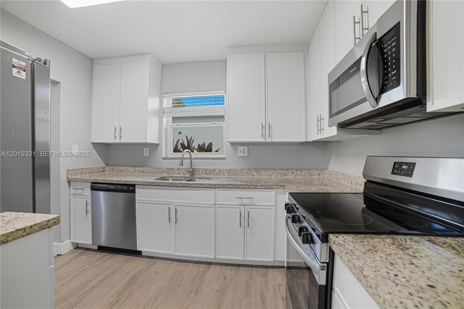 SOUTH BAY ESTATES - Residential