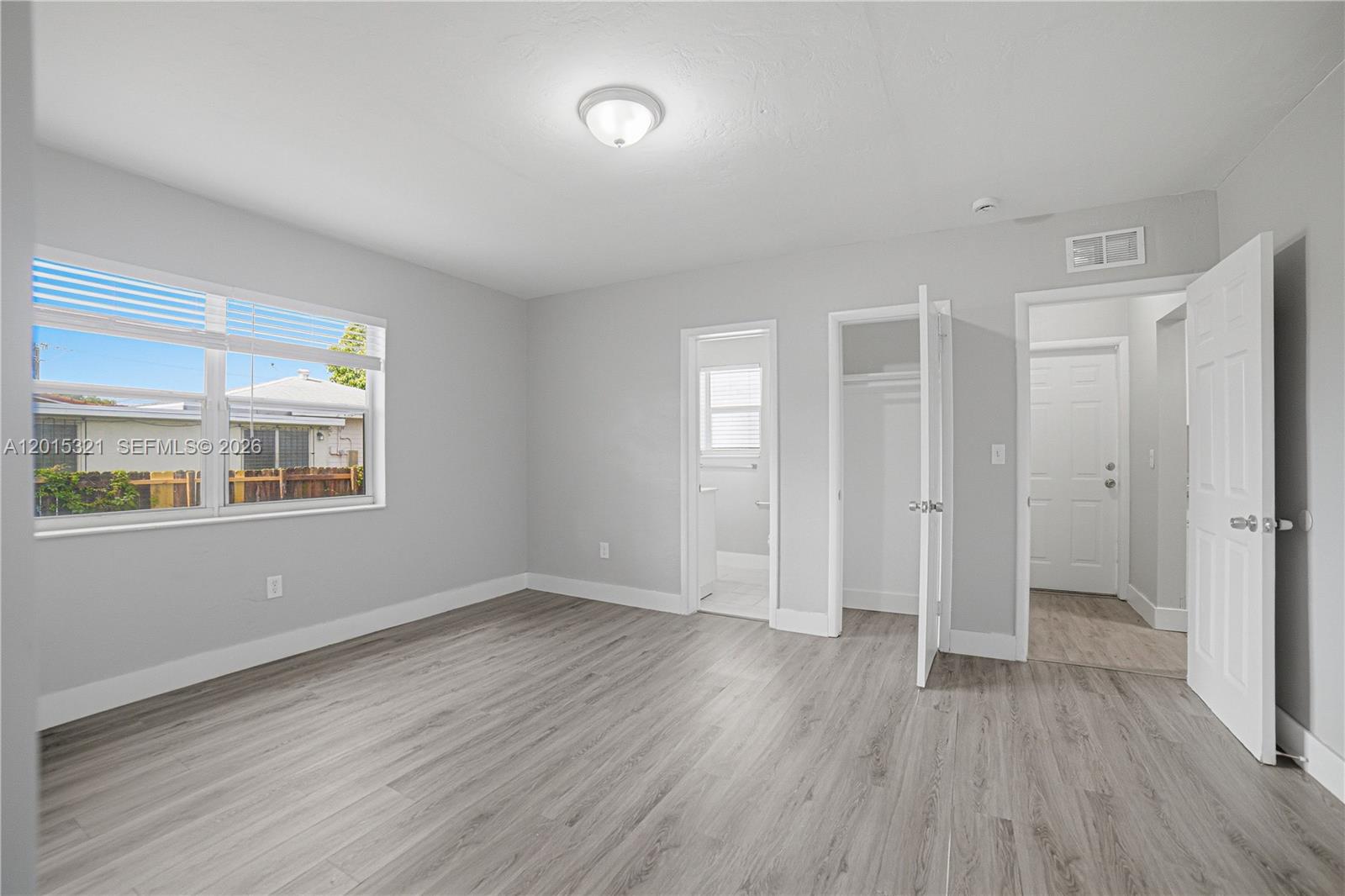 SOUTH BAY ESTATES - Residential