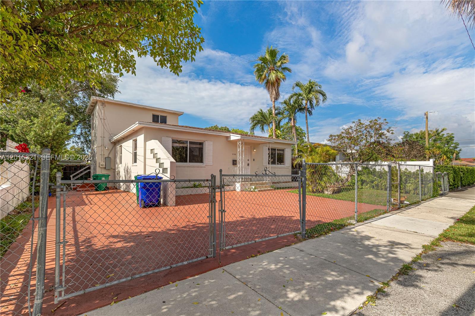3120 SW 27th St