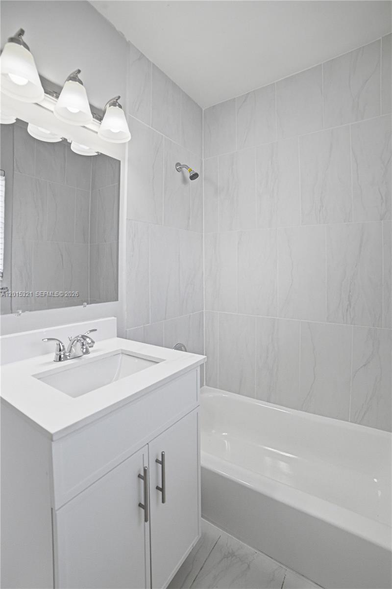 SOUTH BAY ESTATES - Residential