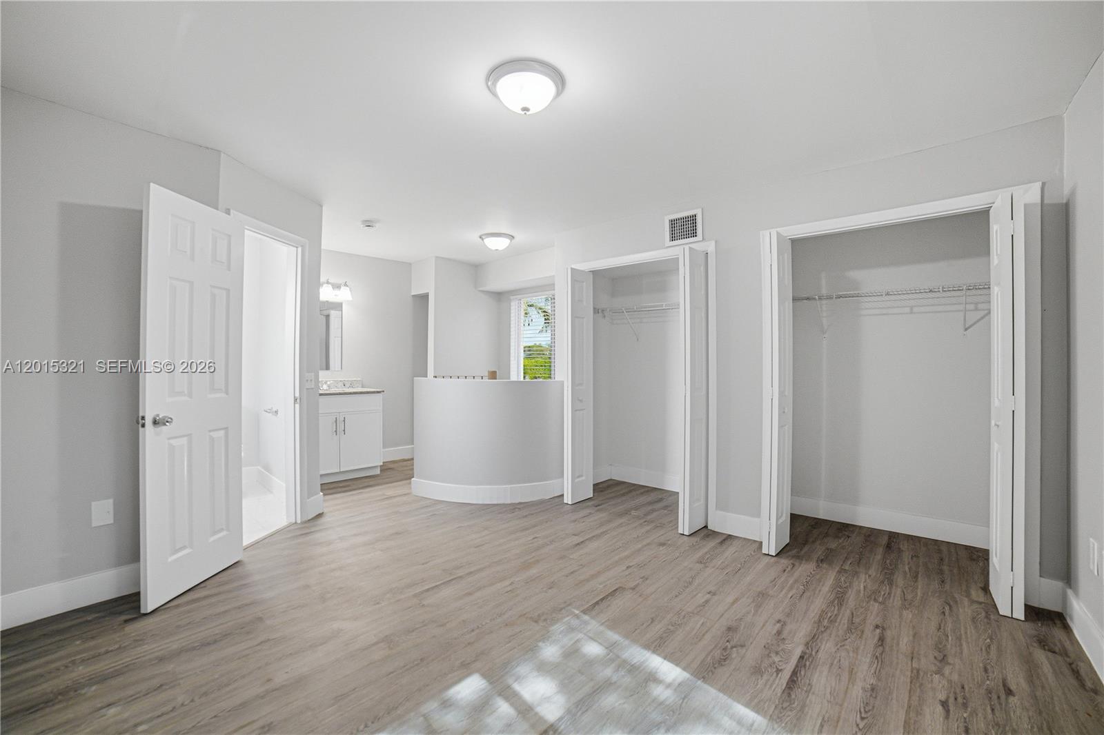 SOUTH BAY ESTATES - Residential