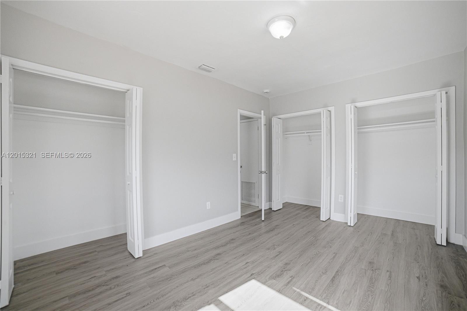SOUTH BAY ESTATES - Residential