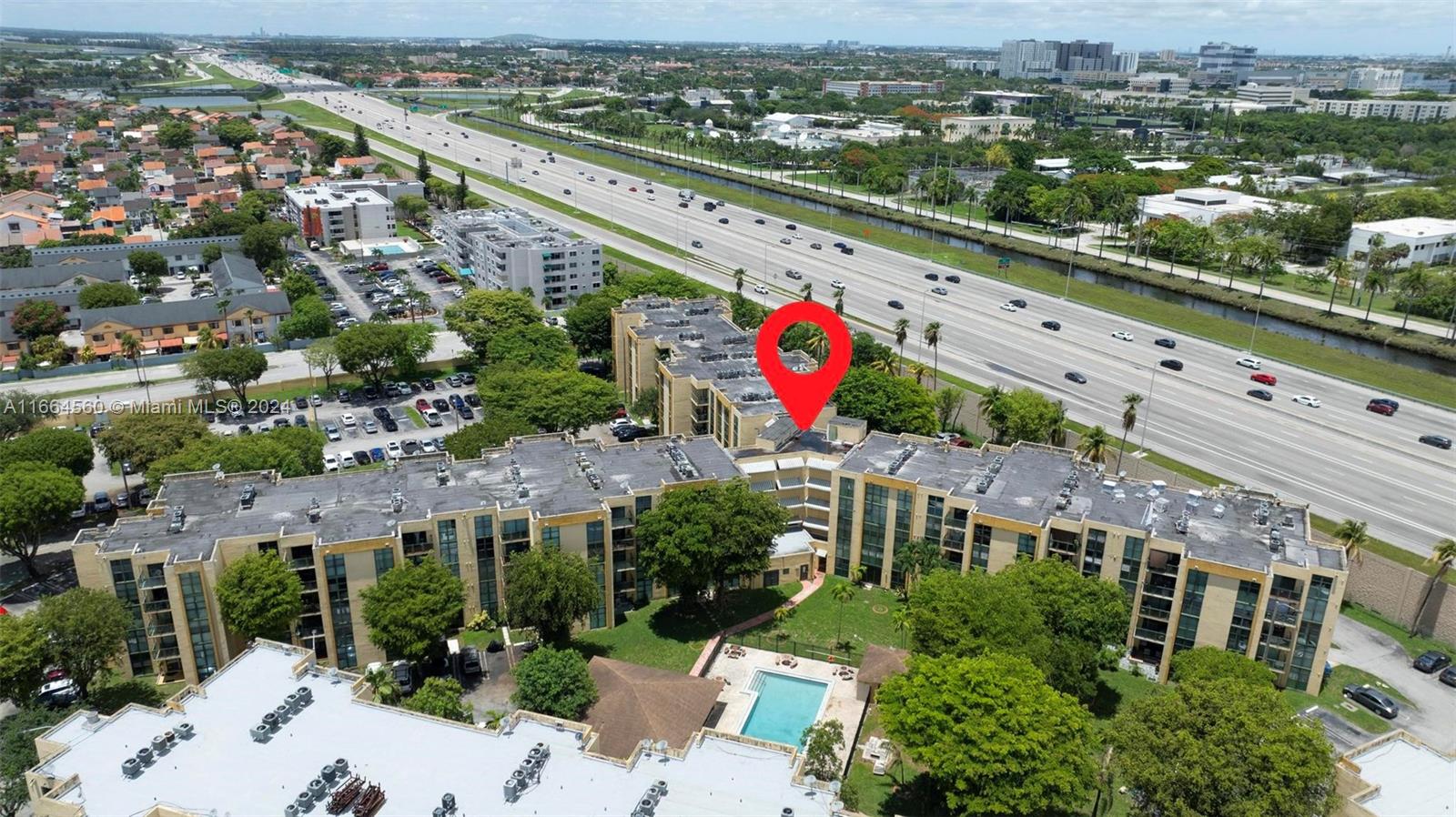 INTERNATIONAL PARK I COND - Residential