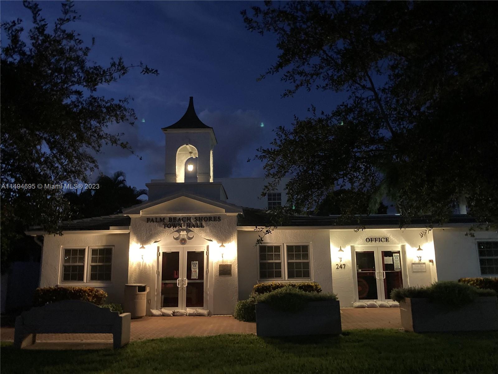 PALM BEACH SHORES - Residential