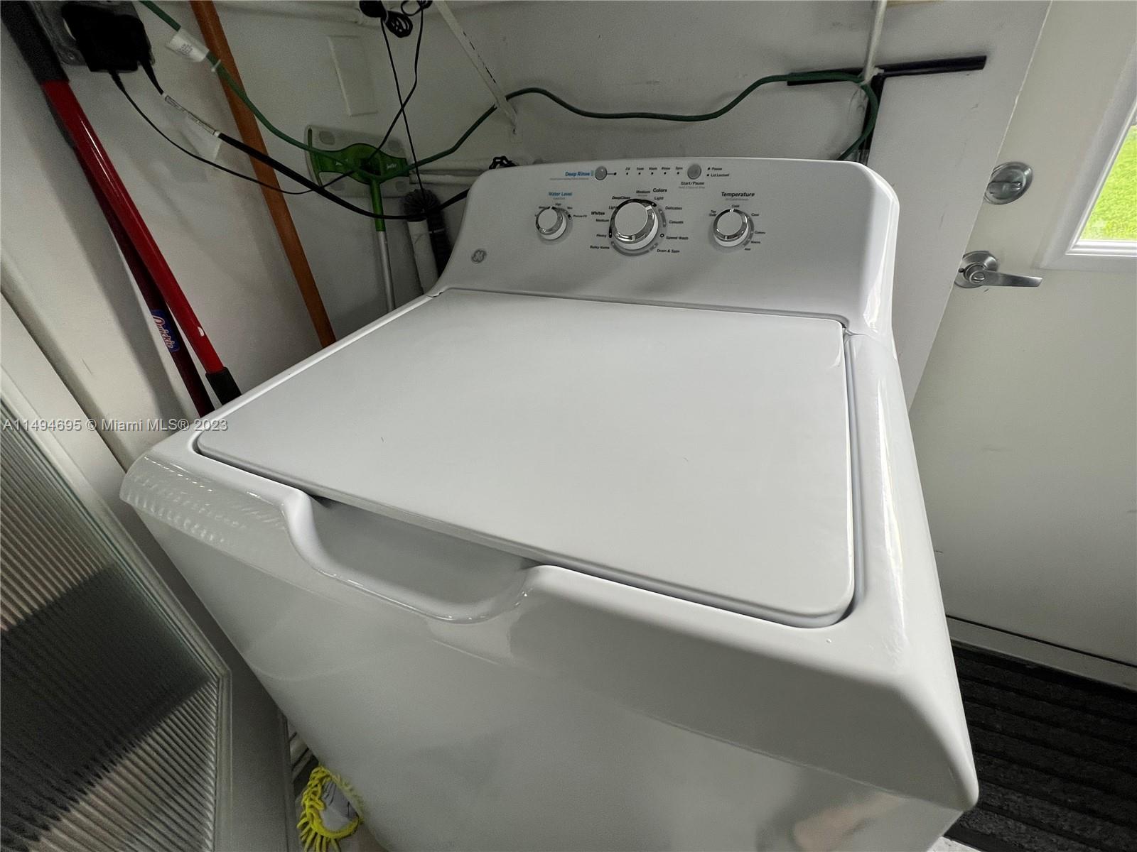 PALM BEACH SHORES - Residential