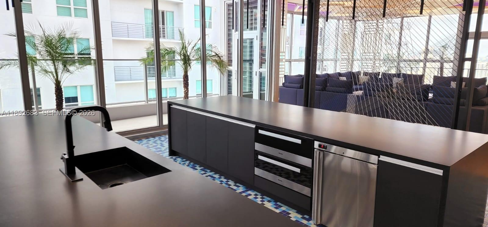 MIAMI NORTH - Residential