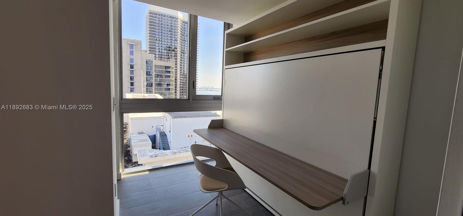 MIAMI NORTH - Residential