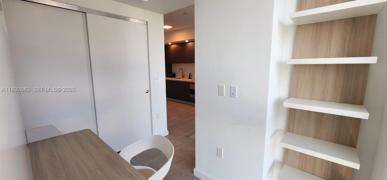 MIAMI NORTH - Residential