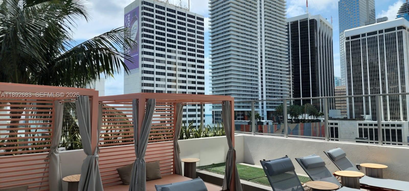 MIAMI NORTH - Residential