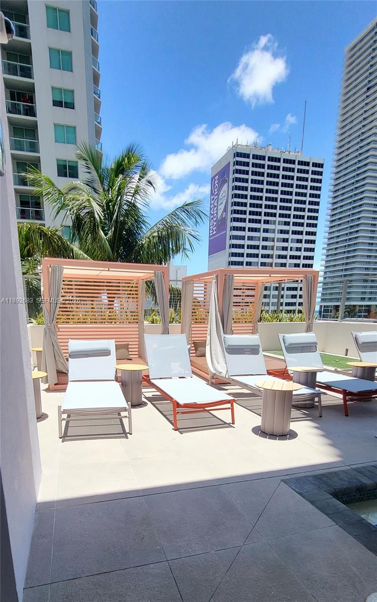 MIAMI NORTH - Residential