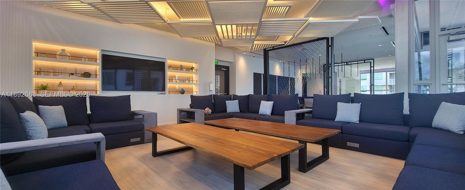 MIAMI NORTH - Residential